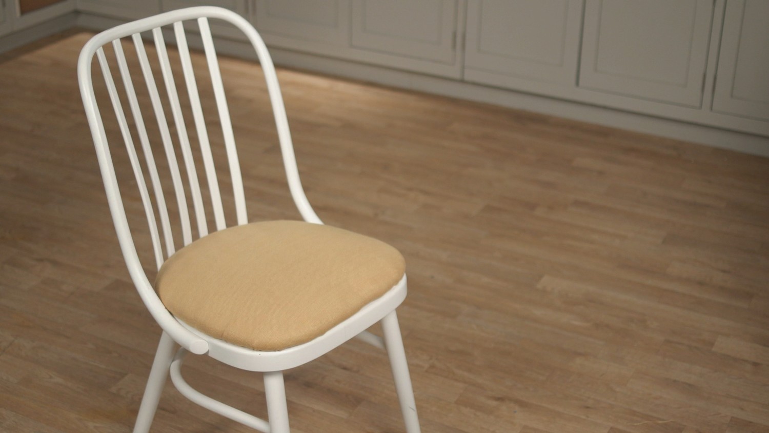 How To Upholster A Vanity Chair Martha Stewart