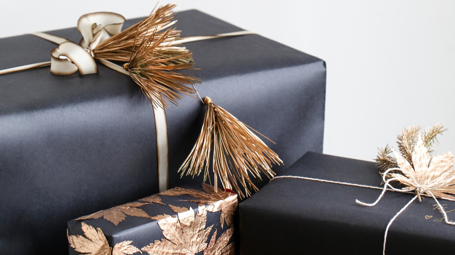 Beautiful Gift Wrap Using Household Items Martha Stewart