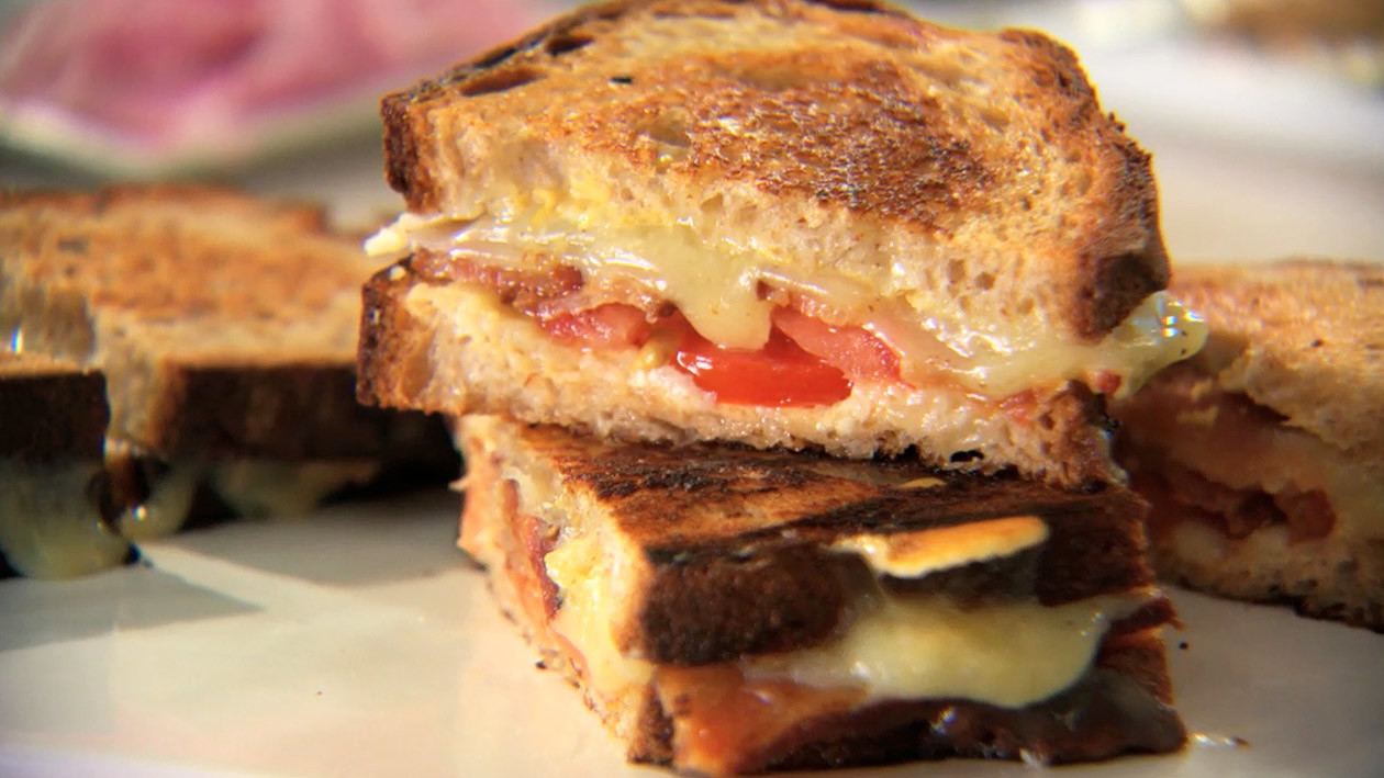 Video GrownUp Grilled Cheese Sandwich Martha Stewart
