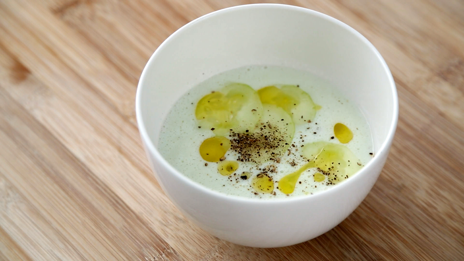 Video NoCook Cucumber Buttermilk Soup Martha Stewart