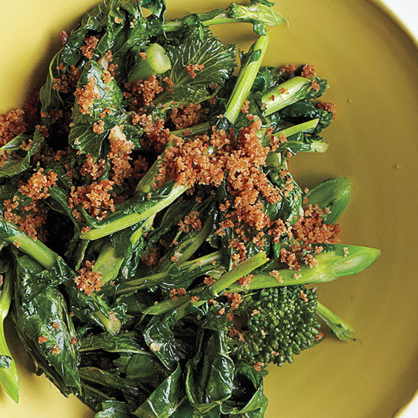 Broccoli Rabe with Anchovies and Breadcrumbs