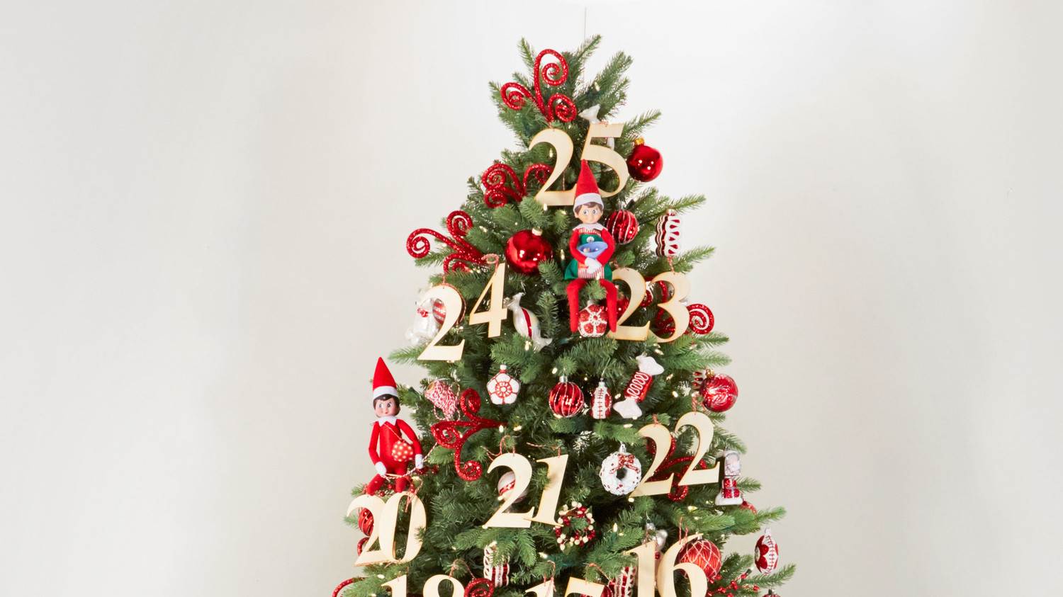 quot the elf on the shelf quot christmas tree martha stewart quot the elf on the shelf quot christmas tree martha stewart