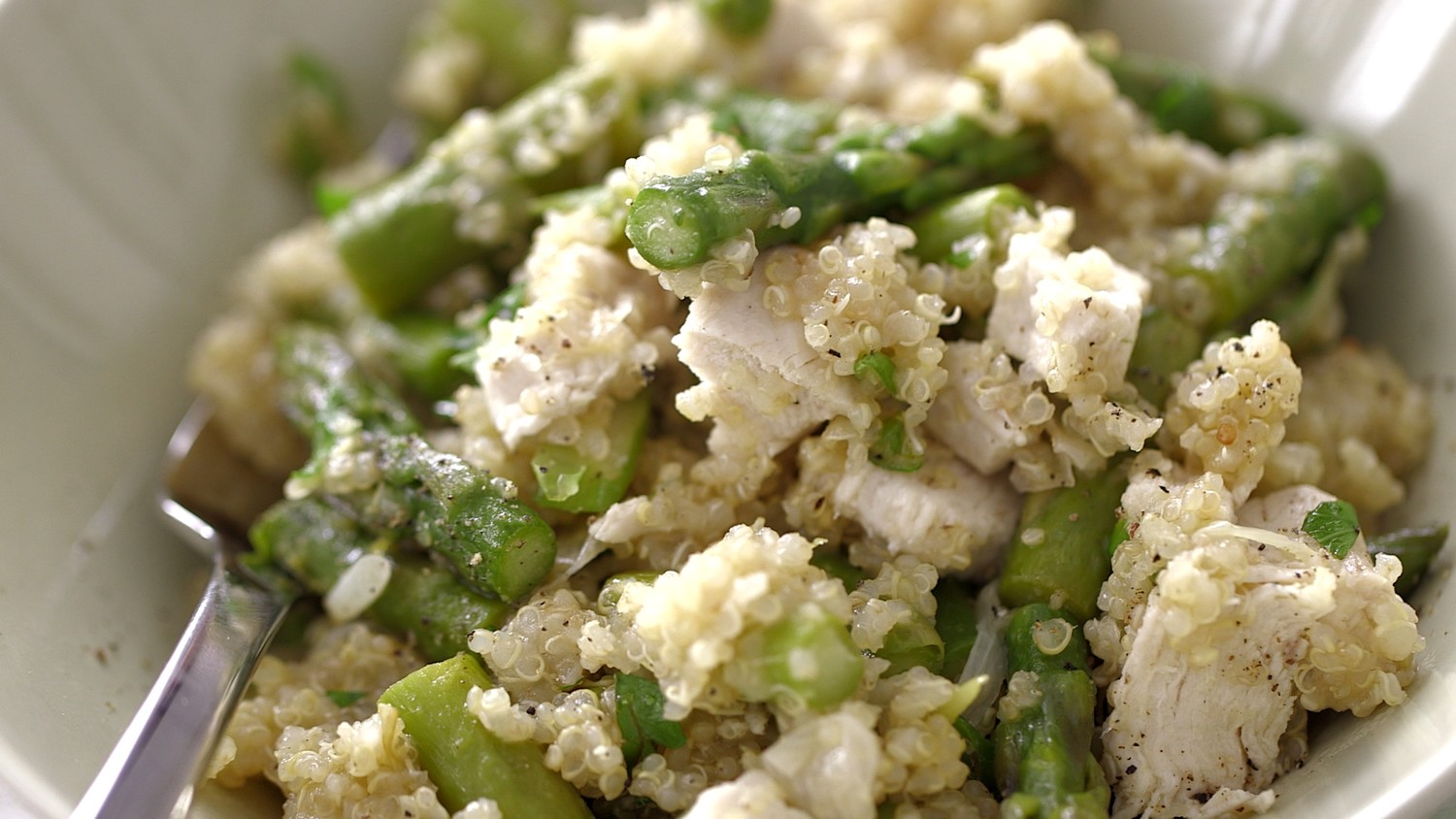 Video: One-Pot Warm Quinoa Chicken Salad | Martha Stewart