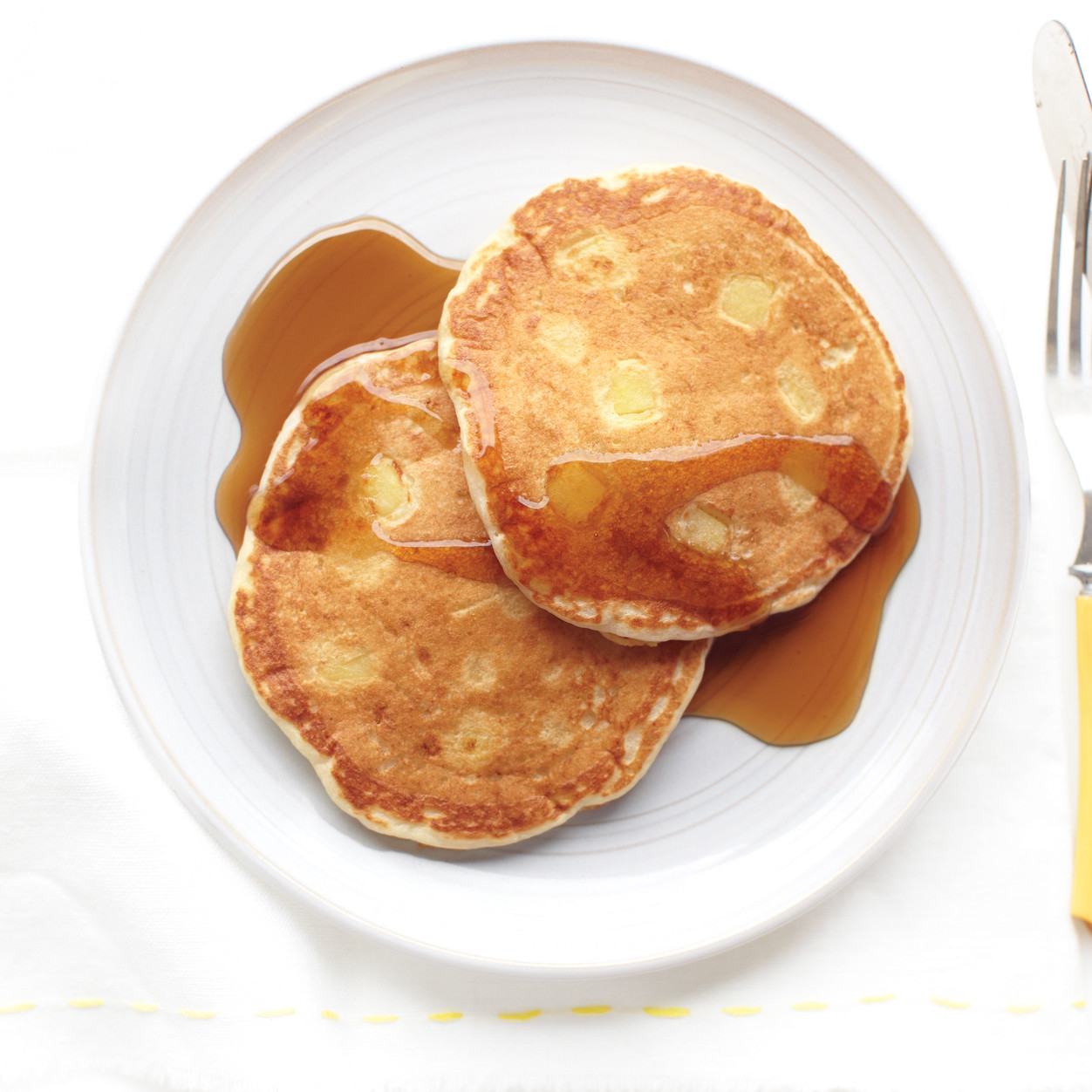 apple buttermilk pancakes