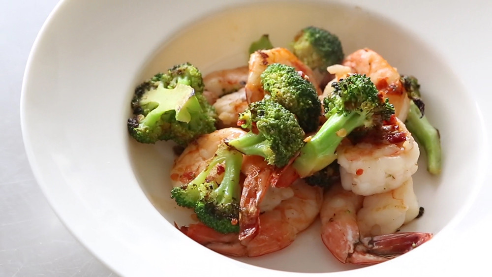 Video: Spicy Shrimp-and-Broccoli Stir-Fry | Martha Stewart
