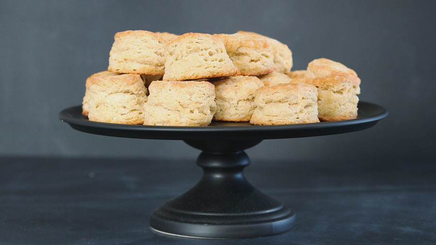 Video The Trick to Buttery, Flakey Biscuits Martha Stewart