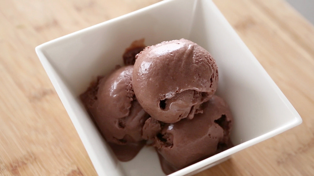 Video ChocolatePeanut Butter Frozen Yogurt Martha Stewart