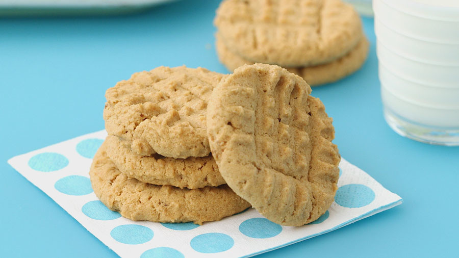 Video The Chewy & Crunchy Peanut Butter Cookie Martha Stewart