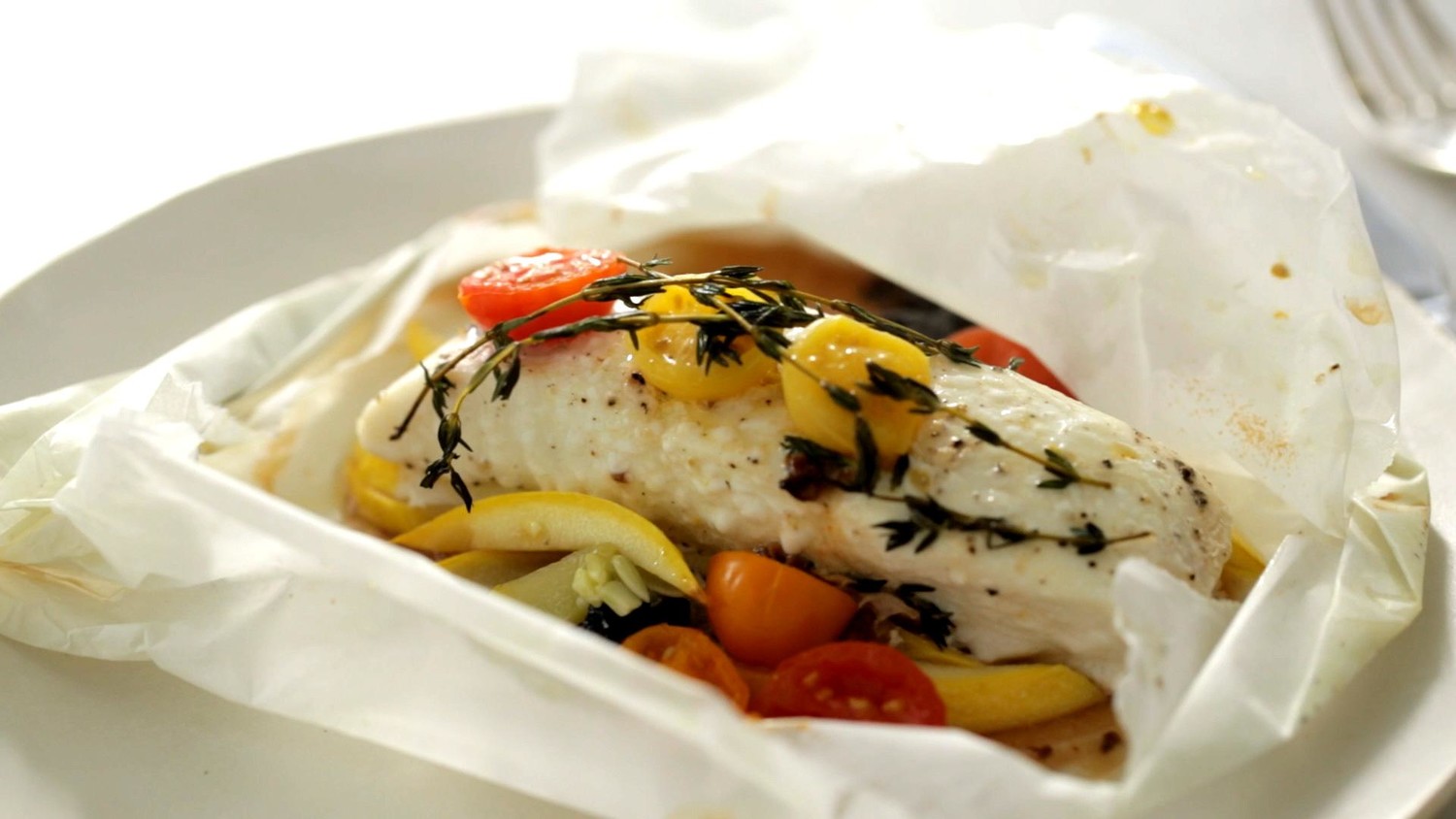 Video Halibut, Squash and Tomatoes in Parchment Martha Stewart
