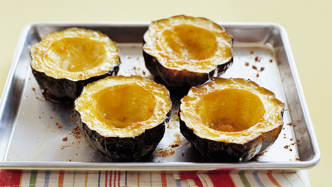 Baked Acorn Squash with Brown Sugar