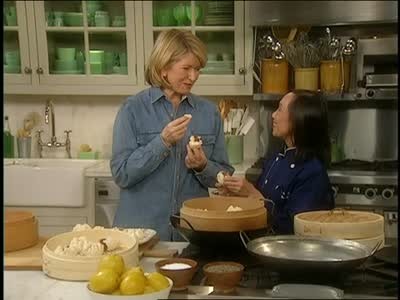 Video: How to Make Chinese Steamed Pork Buns, Part 2 ...