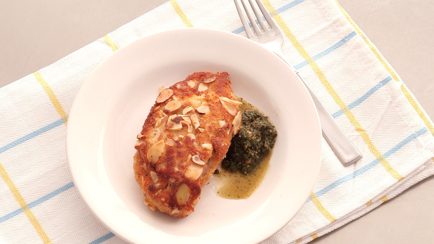 Video AlmondApricot Chicken Recipe with Mint Pesto Martha Stewart
