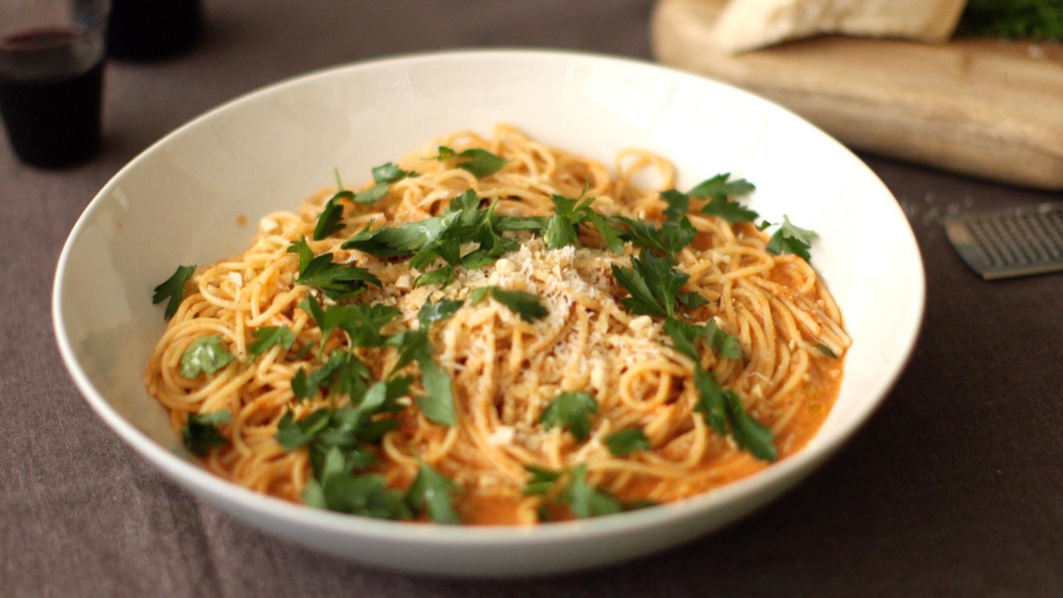 Video Sicilian Pesto Pasta with Roasted Red Peppers Martha Stewart