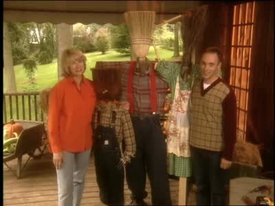 Video How To Make A Decorative Scarecrow For Halloween Martha