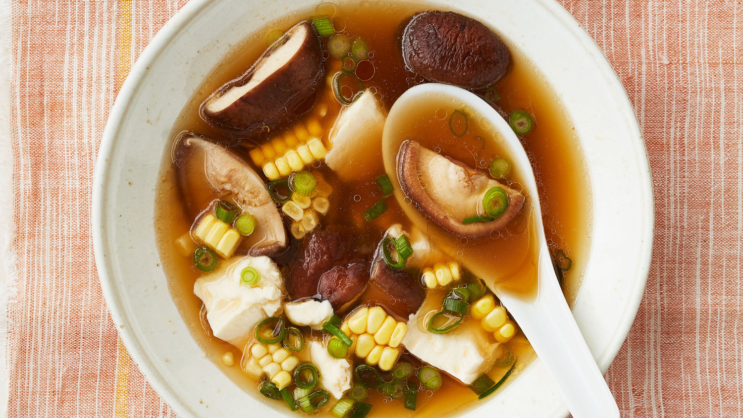 Chinese Corn And Mushroom Soup