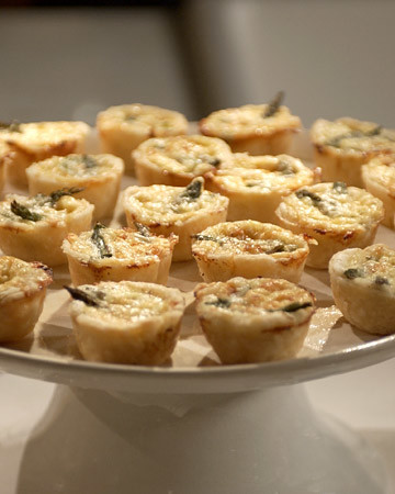 Mini Quiches Recipe & Video 