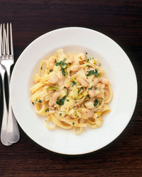 Chicken Fettuccine with Pesto Cream Sauce