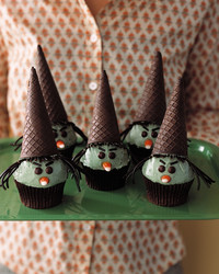 halloween witch cupcakes