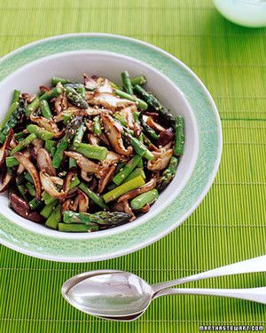 Asparagus and Shiitake Stir-Fry image