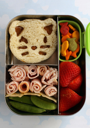 10 nut free bento