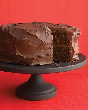 مصمم التغطية مع الفرق الأخرى  Dark-Chocolate Cake with Ganache Frosting Recipe | Martha Stewart
