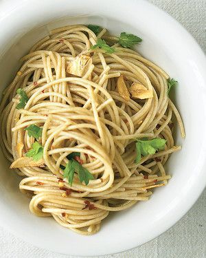 Whole-Wheat Spaghetti with Garlic Oil Recipe | Martha Stewart