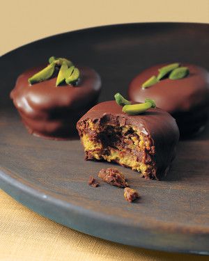 Chocolate-Pistachio Cookies_image