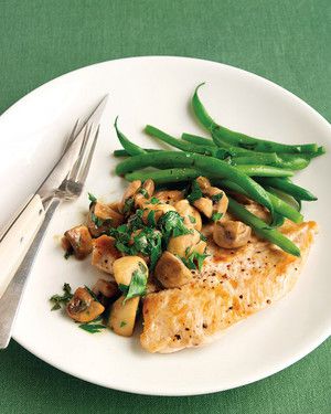 Sauteed Chicken with Mushrooms and Green Beans image