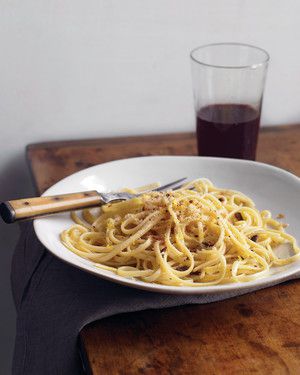 Linguine with Garlic and Breadcrumbs_image