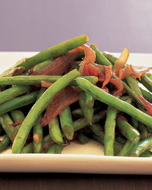 Sauteed Green Beans and Red Onion_image