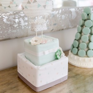 hot air balloon baby shower cake