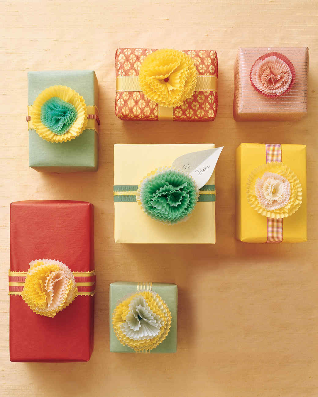 Cupcake liner paper carnations - Martha Stewart