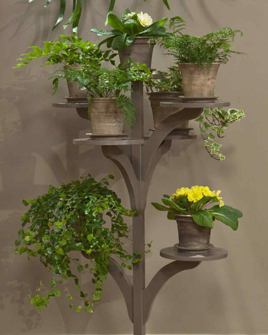 Make A Plant Stand Video Martha Stewart   5070 010610 Plantstand Hd 