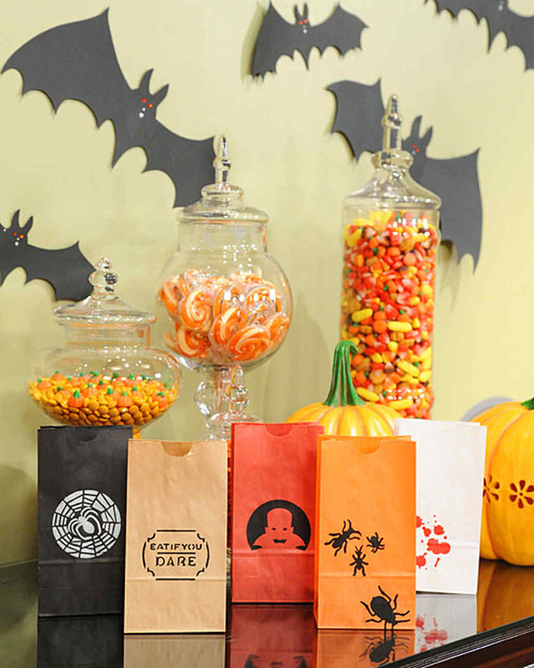 Halloween Treat Bags and Favors | Martha Stewart