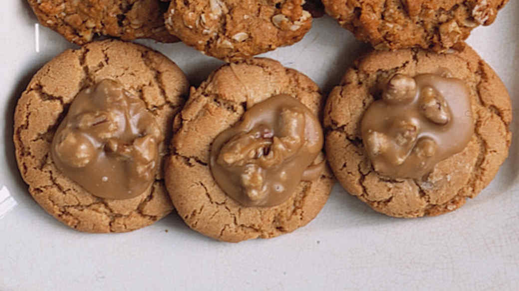 Aunt Mary Dillon S Praline Cookies