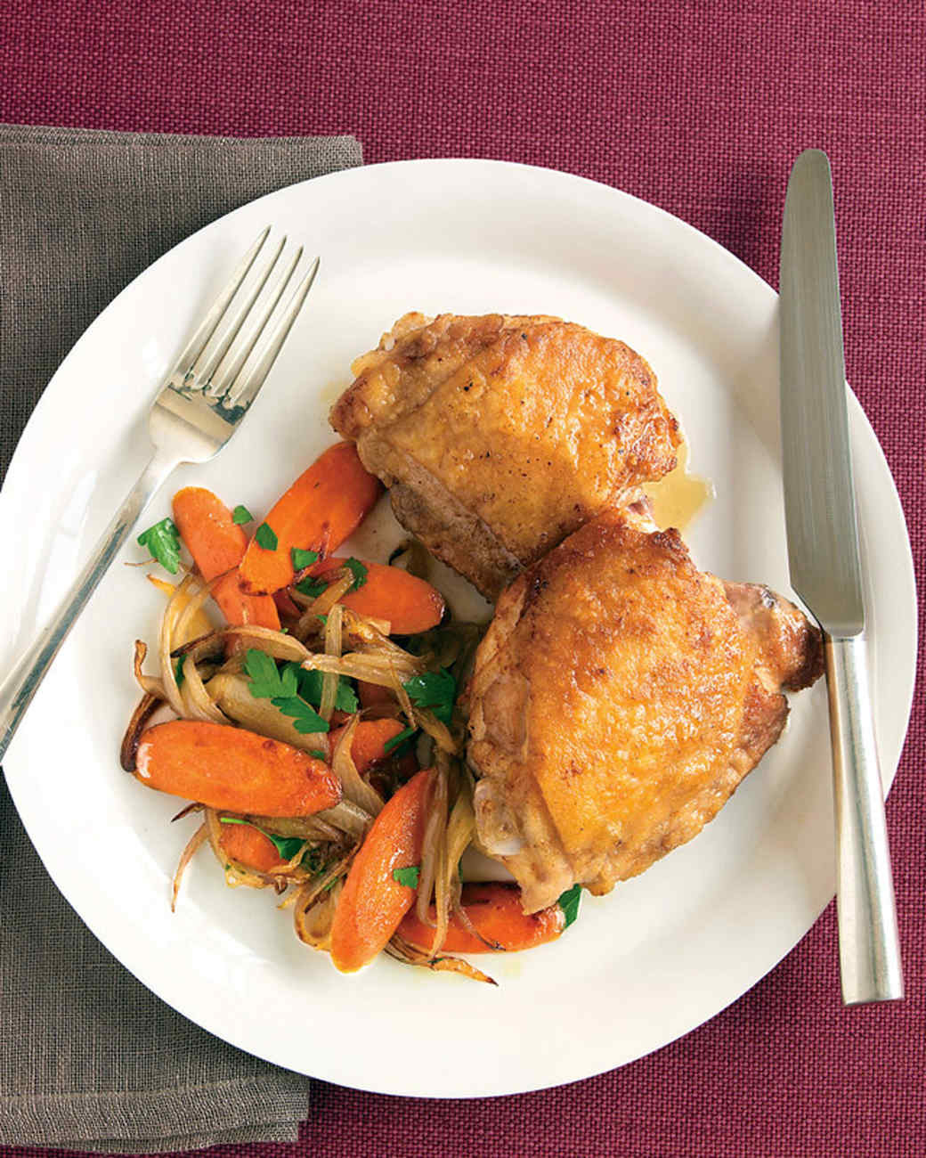 Pan-Seared Chicken with Shallot and Carrots