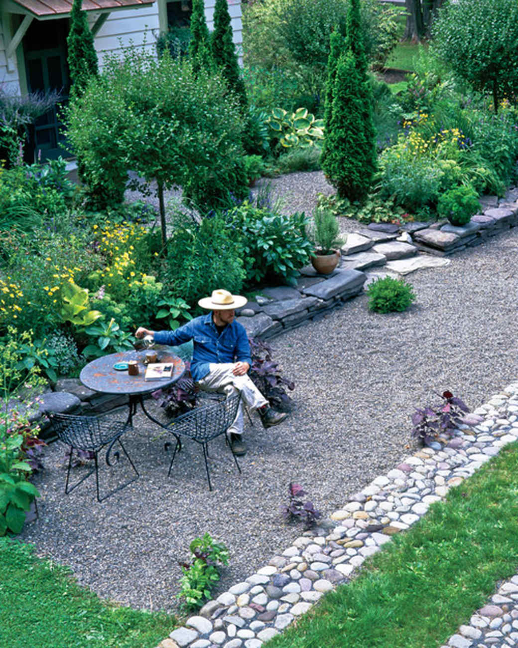 Garden Tour: An Edible Landscape | Martha Stewart