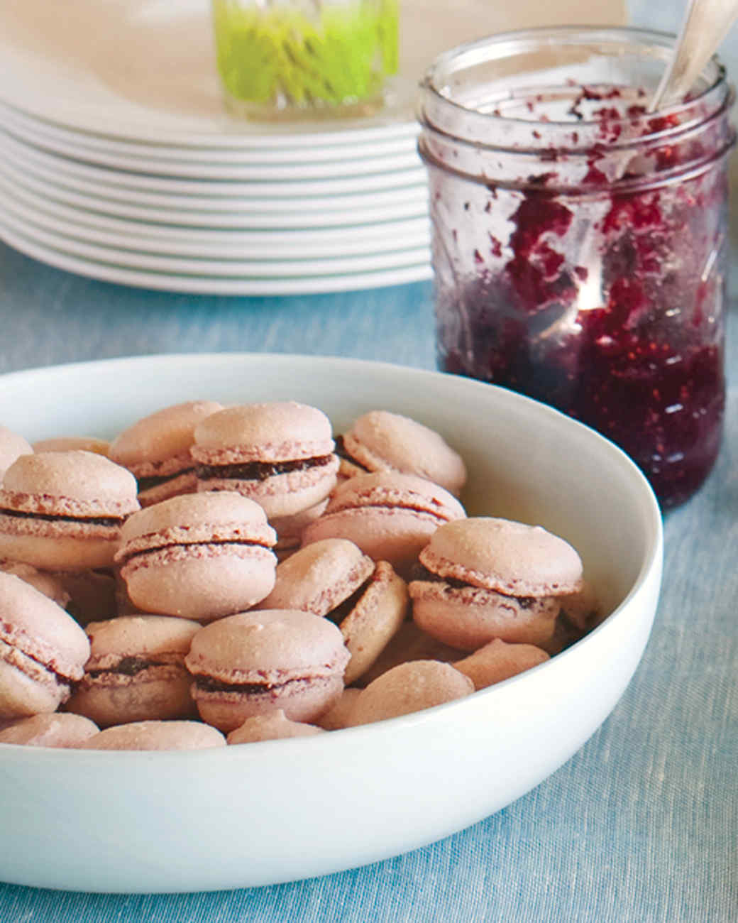 Raspberry Macaroons