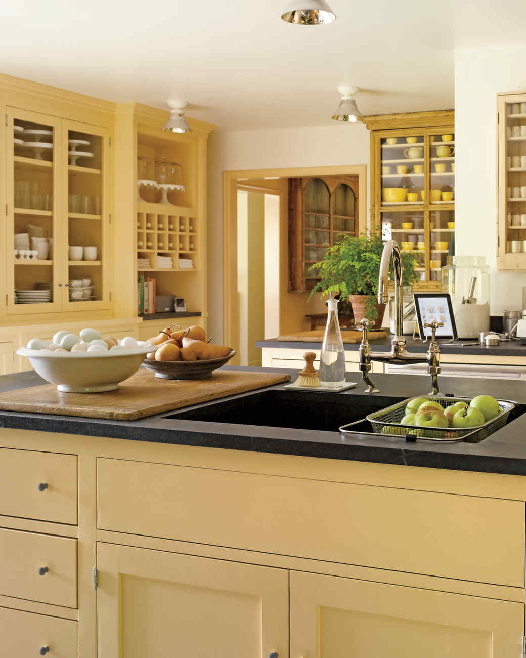 Martha Stewart Living Deep Clean Kitchen - Martha Stewart Living