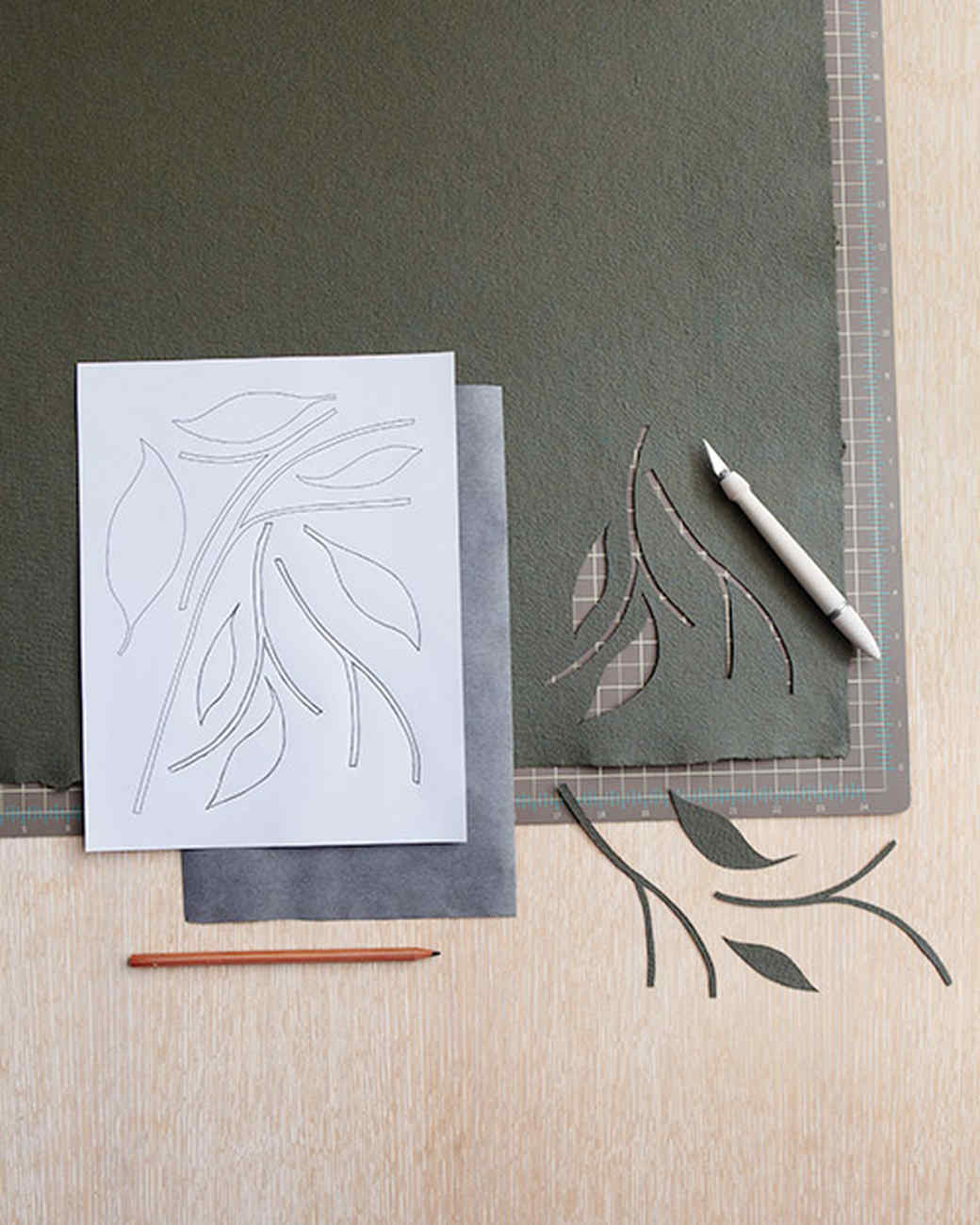 how to draw a family tree on paper