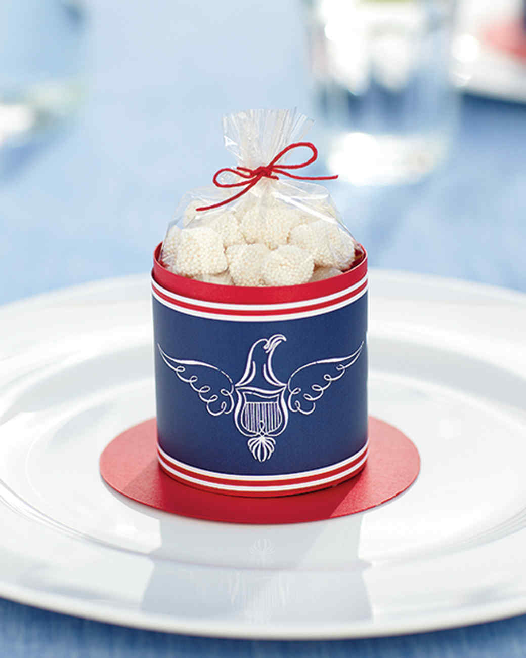 4th of july paper hat template July 4th mini top hats made of paper click here to download free.