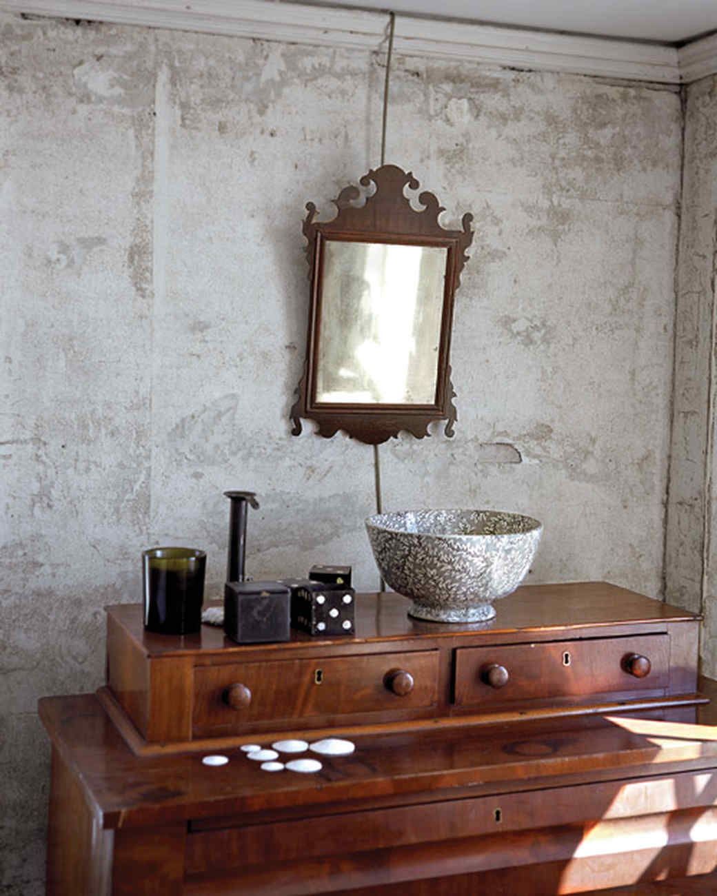 Home Tour John Derian S 18th Century New England Martha
