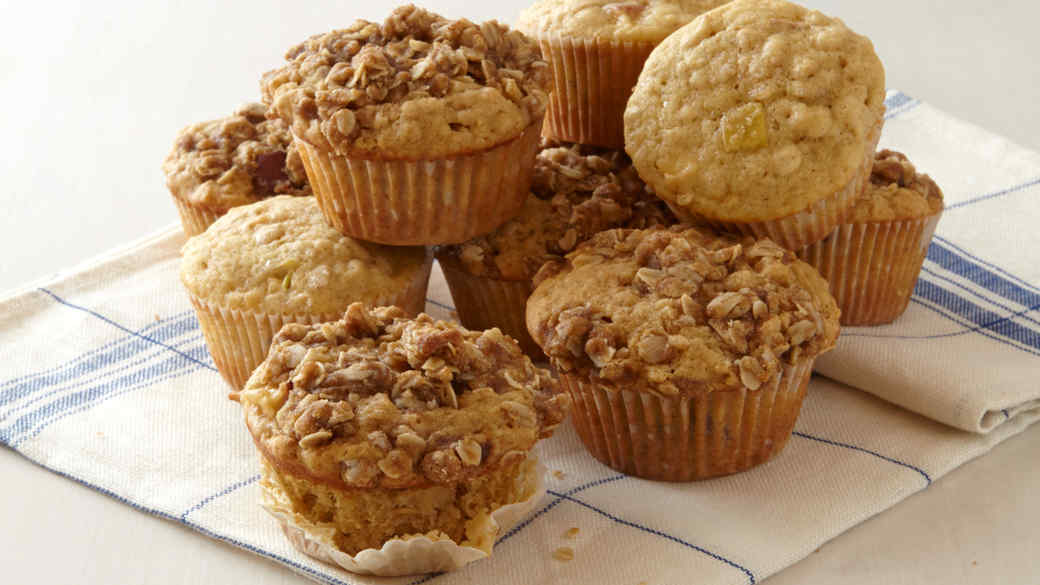 apple oatmeal muffins