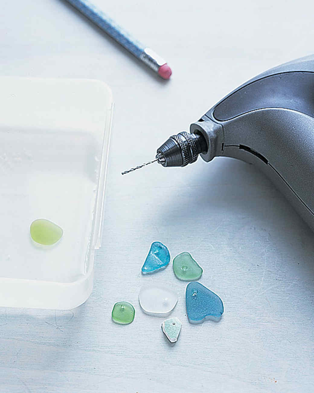 how to drill a hole in glass
