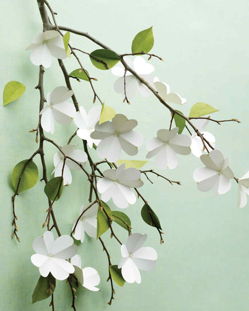 Paper dogwood flowers - Martha Stewart. Pink & Gold Bridal Shower Decor, DIY + Gift Ideas...certainly lovely indeed. Decorating ideas for bridal showers and gift guide as well as DIY ideas for romantic paper flowers!