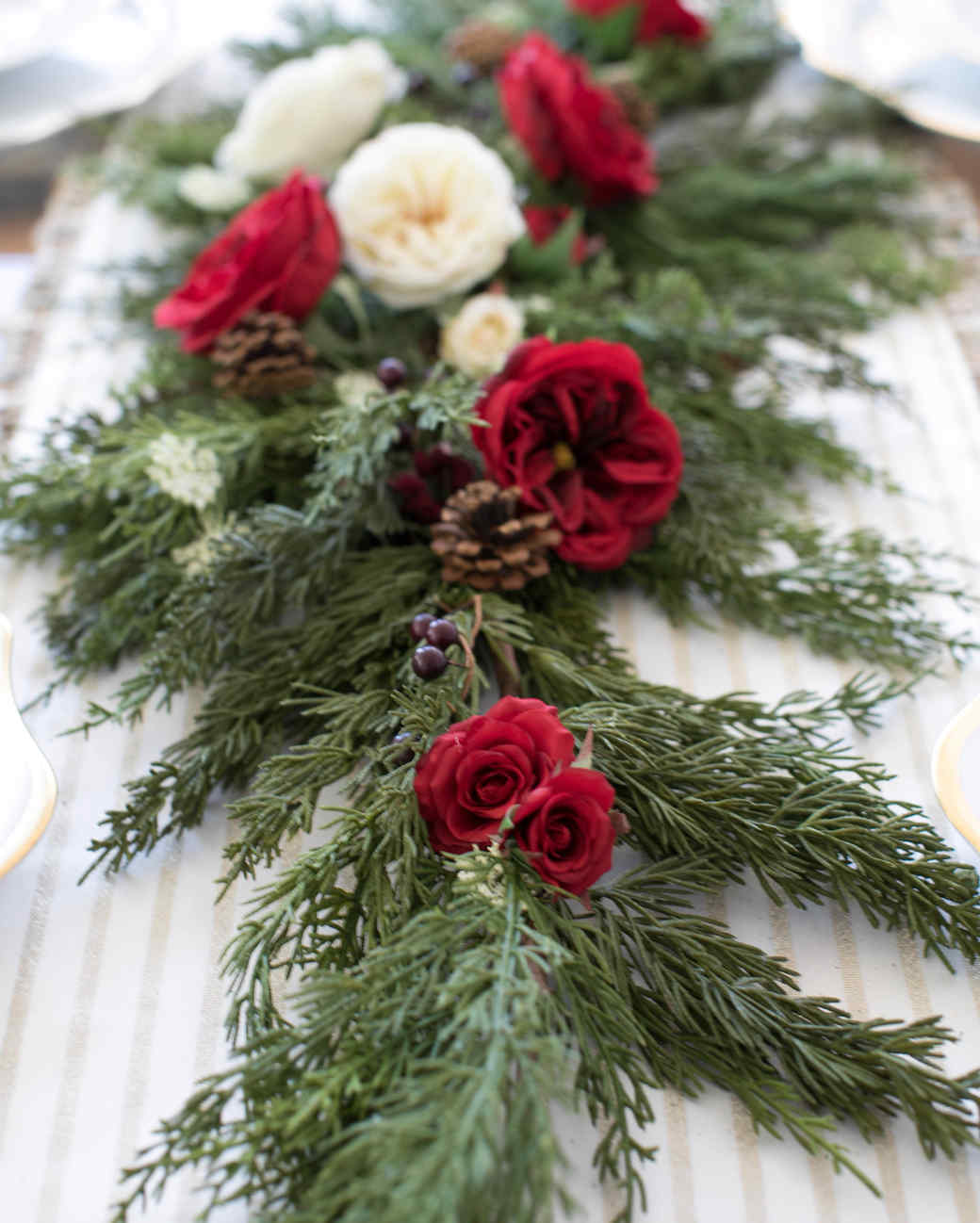Greenery Centerpiece Joint : Spectacular winter centerpieces martha stewart
