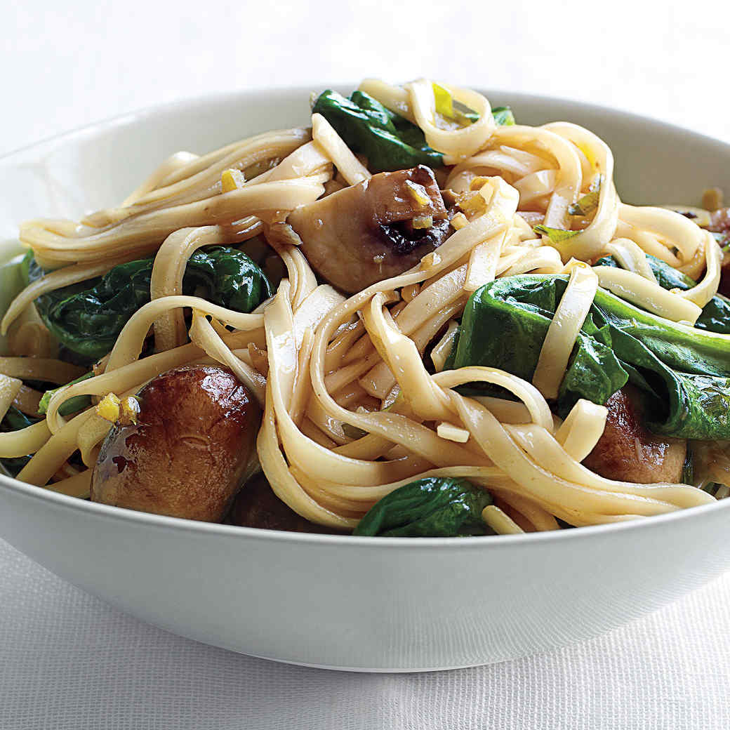 Spinach And Mushroom Lo Mein
