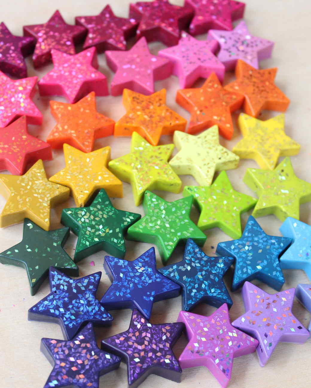 star shaped glitter crayons