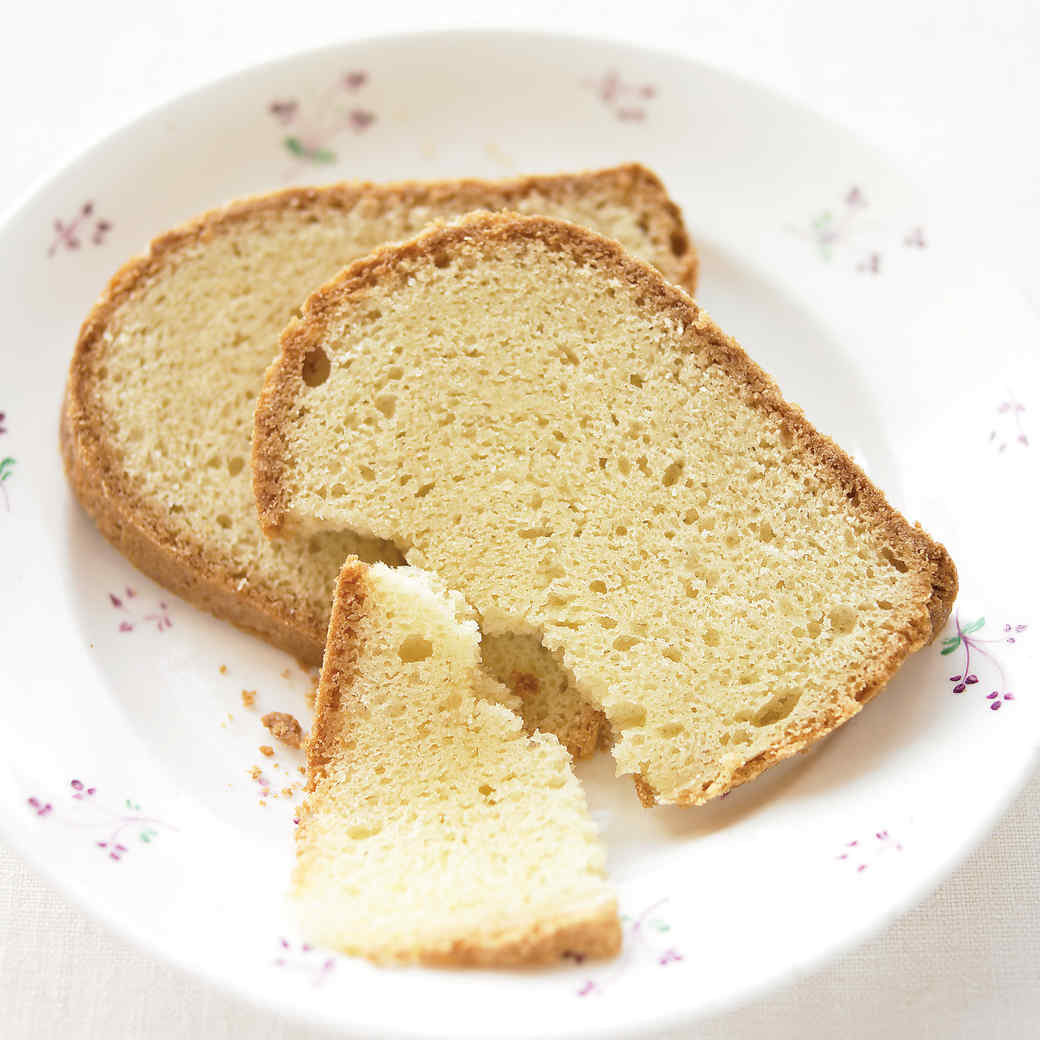 sour cream pound cake