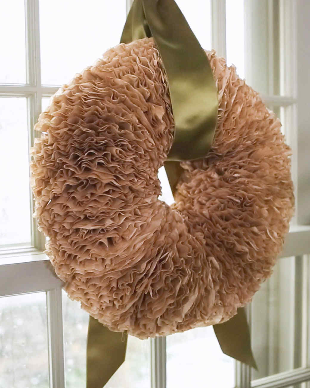 Coffee Filter Wreath & Video Martha Stewart